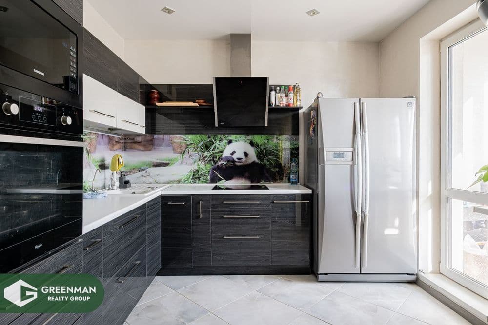 Продается 1-комнатная квартира у воды | Агентство недвижимости Greenman Realty Group