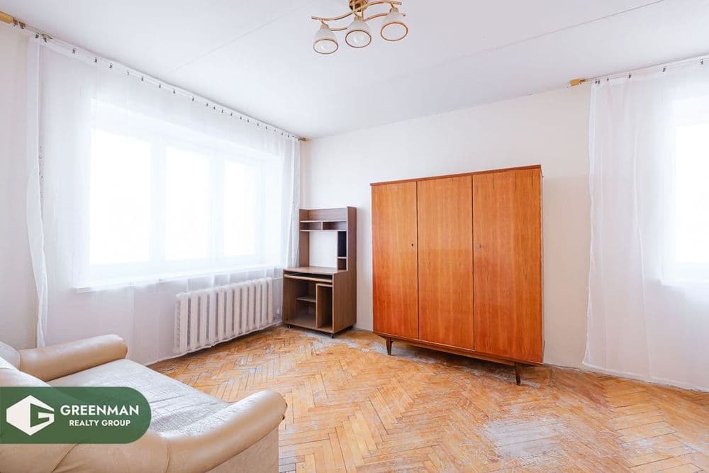 Продается светлая, теплая, очень просторная однокомнатная квартира рядом с метро. Славинского 37 | Агентство недвижимости Greenman Realty Group