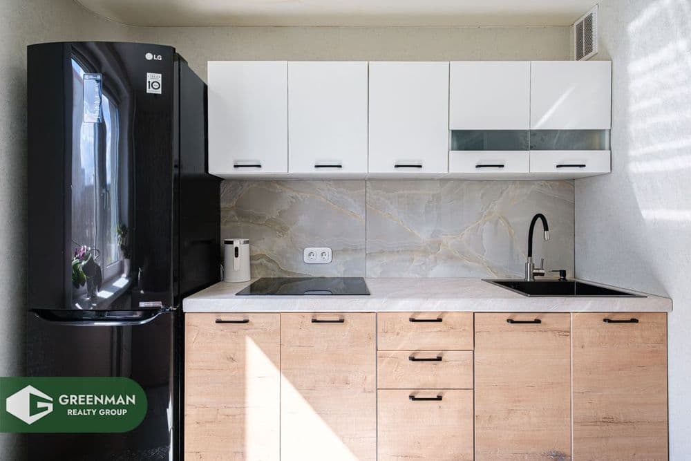 Однокомнатная квартира с отличным ремонтом возле метро, ул. Лещинского д.51 | Агентство недвижимости Greenman Realty Group