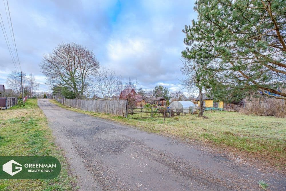 Готовый участок с коммуникациями — можно сразу приступать к строительным работам | Агентство недвижимости Greenman Realty Group