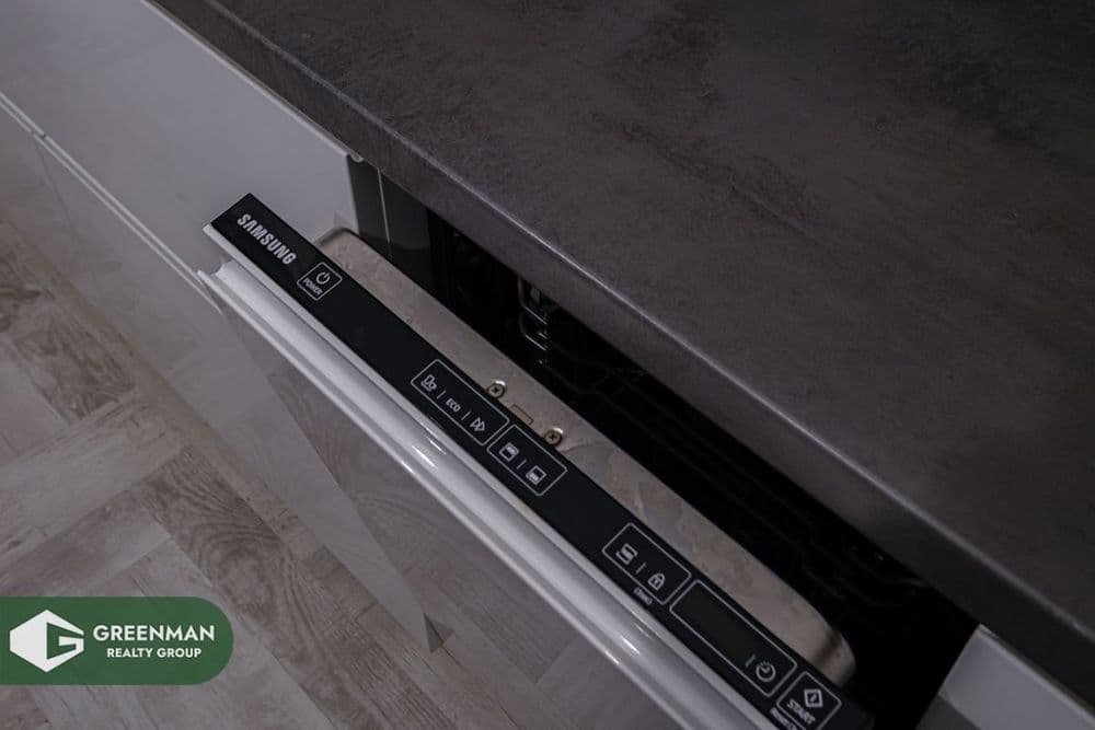 Продается шикарная 1-ком. квартира с качественным ремонтом и удобной планировкой, Лосика 34 | Агентство недвижимости Greenman Realty Group