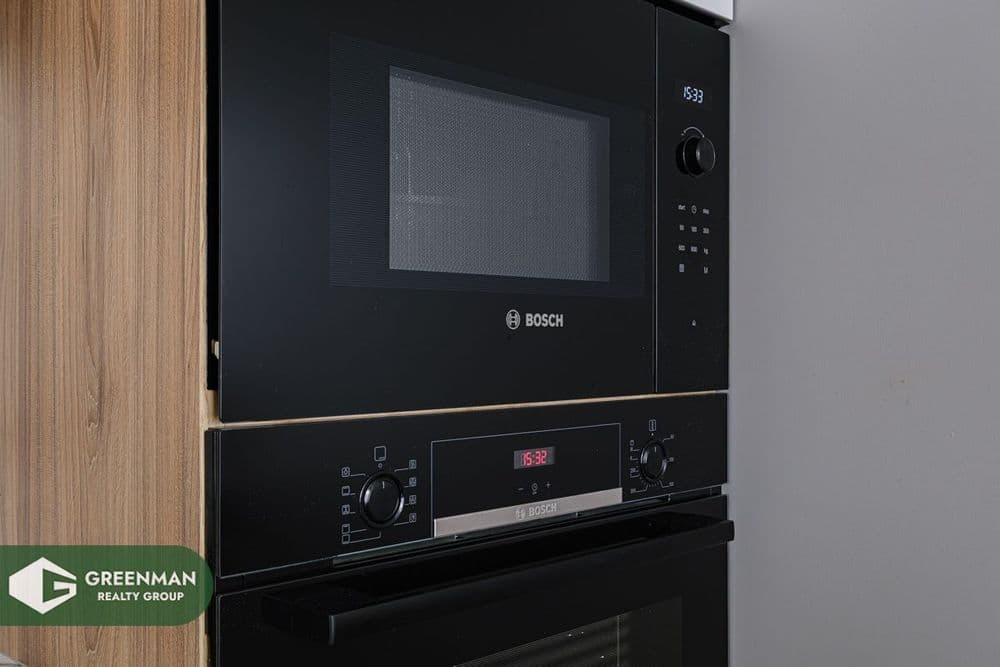 Продается 2-х комнатная квартира с дизайнерским ремонтом, Победителей,115. ЖК «Лазурит» | Агентство недвижимости Greenman Realty Group