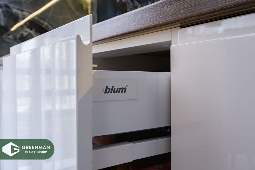 Стильная ЕвроТрёшка в ЖК «Петровские Верфи» + паркинг | Агентство недвижимости Greenman Realty Group