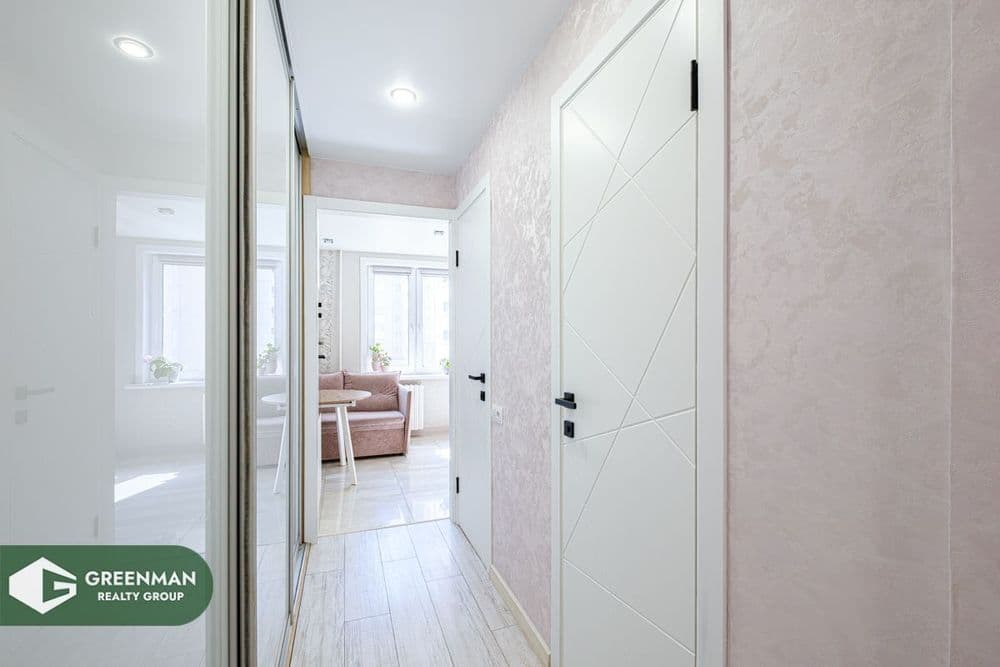 Однокомнатная квартира с отличным ремонтом возле метро, ул. Лещинского д.51 | Агентство недвижимости Greenman Realty Group