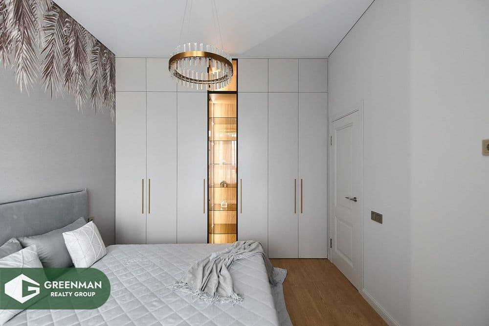 Продается 2-х комнатная квартира с дизайнерским ремонтом, Победителей,115. ЖК «Лазурит» | Агентство недвижимости Greenman Realty Group