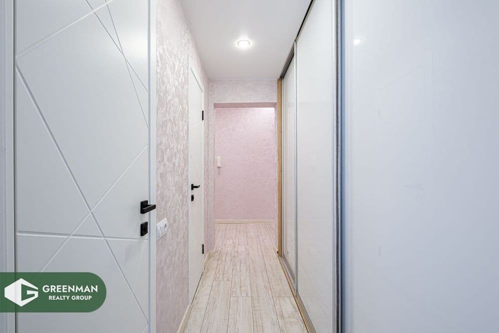 Однокомнатная квартира с отличным ремонтом возле метро, ул. Лещинского д.51 | Агентство недвижимости Greenman Realty Group