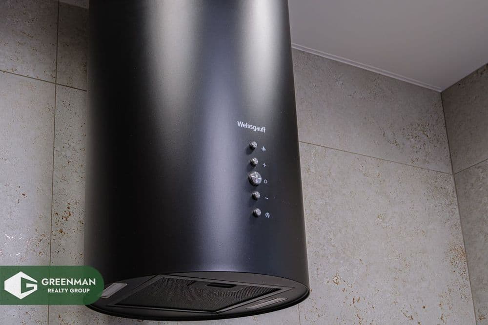 Светлая трёхкомнатная квартира с новым ремонтом! | Агентство недвижимости Greenman Realty Group