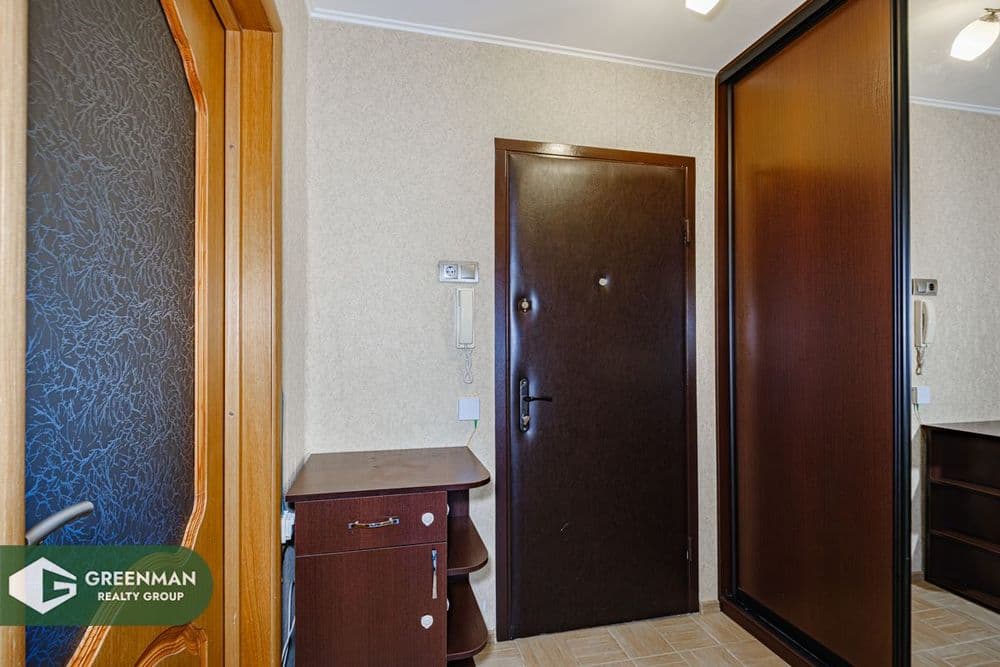 Прекрасный вариант для тех, кто хочет жить рядом с парком и водоемом. 3 станции метро рядом. | Агентство недвижимости Greenman Realty Group