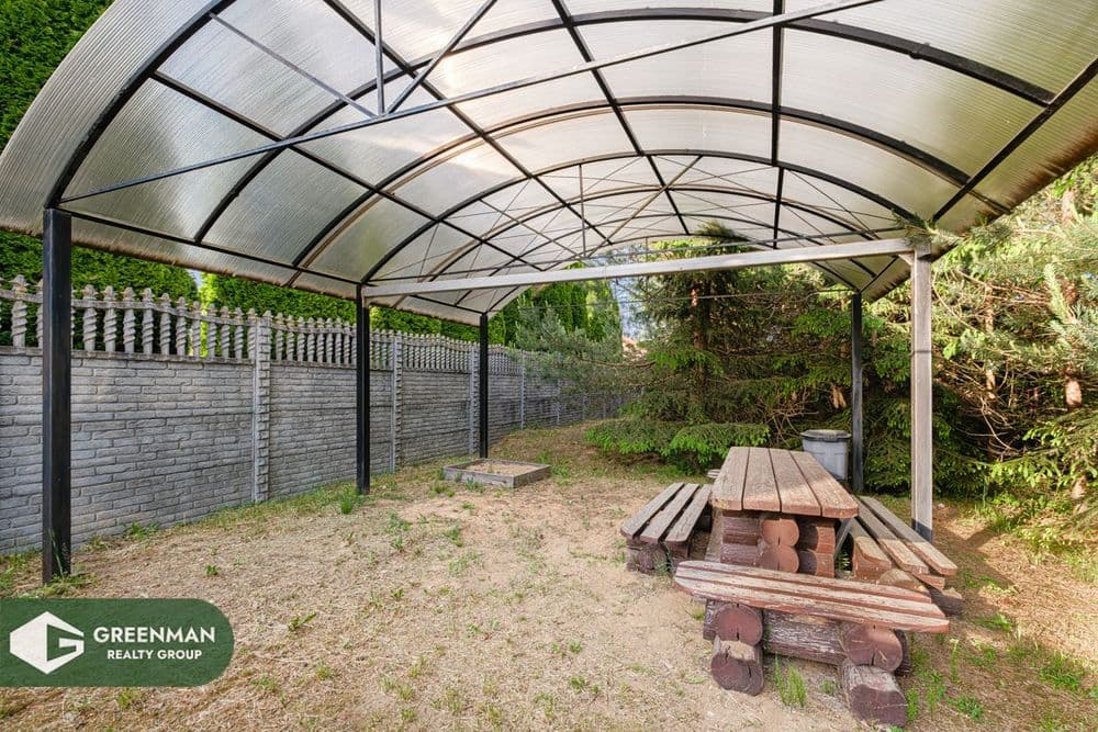 Дом рядом с лесом и озером | Агентство недвижимости Greenman Realty Group