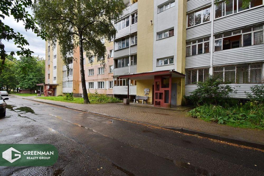 Квартира с просторной лоджией и мебелью возле метро. | Агентство недвижимости Greenman Realty Group