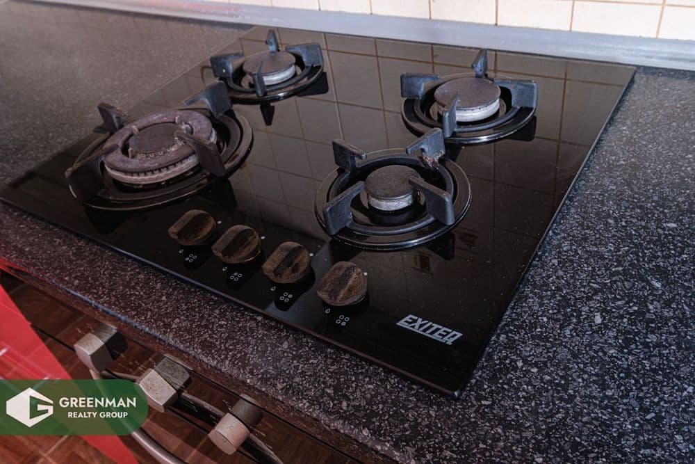 Надёжный блочный дом, в тихом месте, 28 км от МКАД . Земля в частной собственности . | Агентство недвижимости Greenman Realty Group