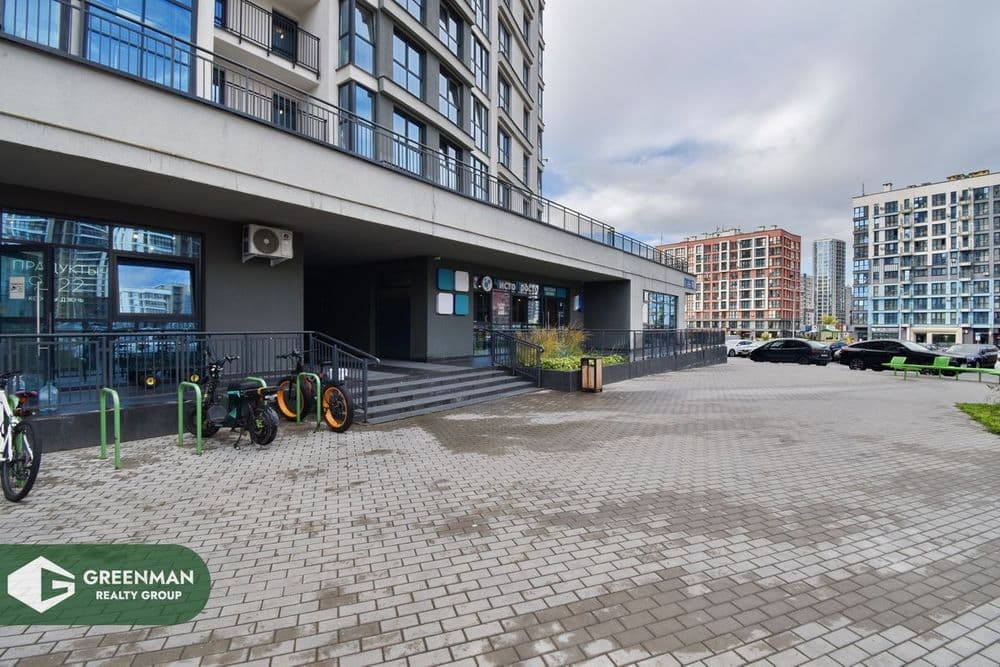 Евротрешка с прекрасным видом и ремонтом в шаговой доступности от метро и Avia Mall. | Агентство недвижимости Greenman Realty Group
