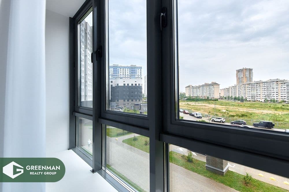 Продается 2-х комнатная квартира с дизайнерским ремонтом, Победителей,115. ЖК «Лазурит» | Агентство недвижимости Greenman Realty Group