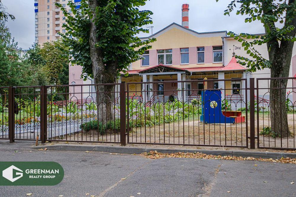 Продается 2-комнатная квартира с раздельными комнатами в кирпичном доме на улице Орловской, 11. | Агентство недвижимости Greenman Realty Group