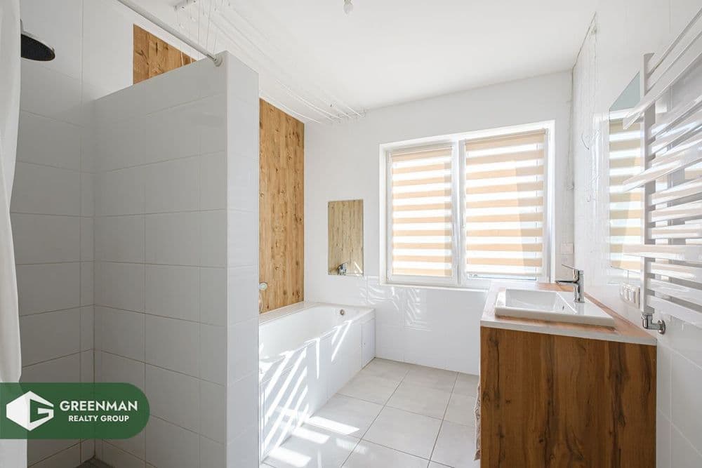 Дом в поселке рядом с лесом и рекой | Агентство недвижимости Greenman Realty Group