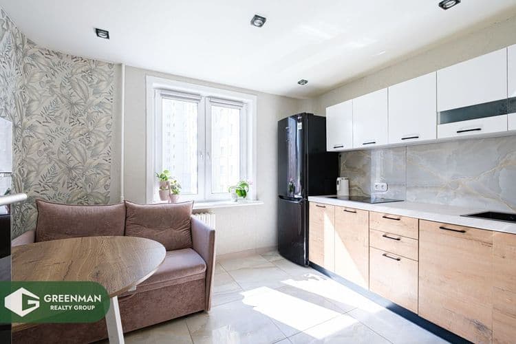 Однокомнатная квартира с отличным ремонтом возле метро, ул. Лещинского д.51 | Агентство недвижимости Greenman Realty Group