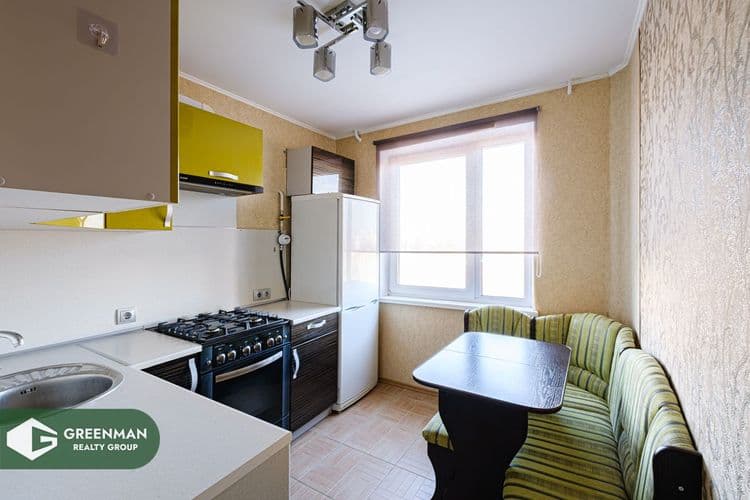 Прекрасный вариант для тех, кто хочет жить рядом с парком и водоемом. 3 станции метро рядом. | Агентство недвижимости Greenman Realty Group