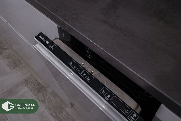 Продается шикарная 1-ком. квартира с качественным ремонтом и удобной планировкой, Лосика 34 | Агентство недвижимости Greenman Realty Group