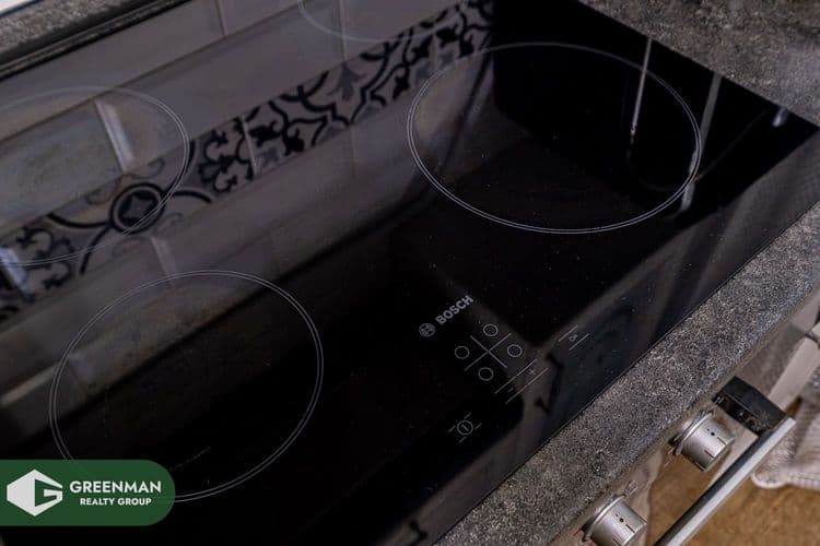 Светлая однокомнатная квартира с хорошим ремонтом! | Агентство недвижимости Greenman Realty Group