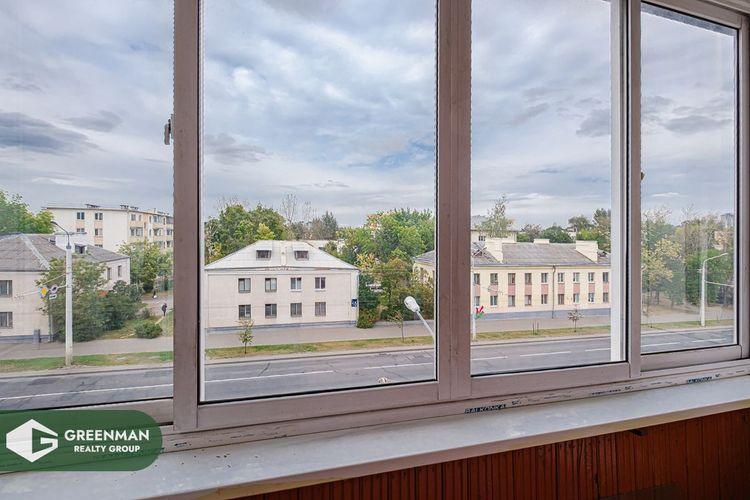 Продается 2-комнатная квартира с раздельными комнатами в кирпичном доме на улице Орловской, 11. | Агентство недвижимости Greenman Realty Group