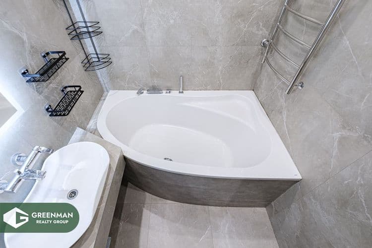 Светлая однокомнатная квартира рядом с лесо-парком Медвежино и Дививелка! | Агентство недвижимости Greenman Realty Group