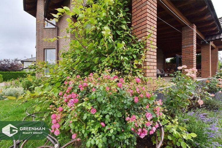 Отличный трехуровневый коттедж с террасой, камином и ухоженным участком, всего 6 км от МКАД! | Агентство недвижимости Greenman Realty Group