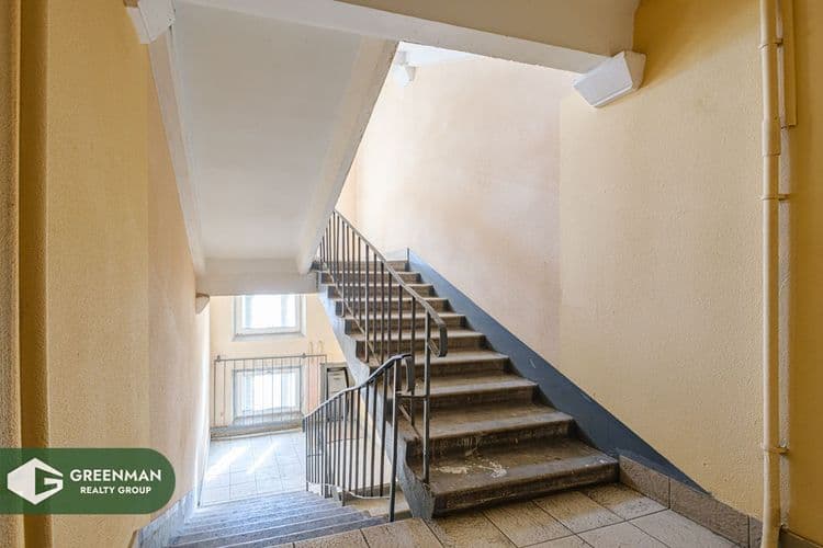 Прекрасный вариант для тех, кто хочет жить рядом с парком и водоемом. 3 станции метро рядом. | Агентство недвижимости Greenman Realty Group