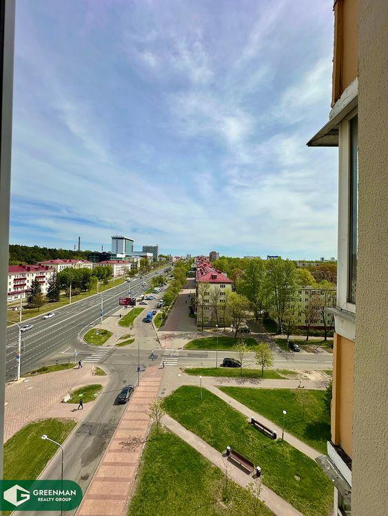 Продается комфортная, светлая трехкомнатная квартира в 13-ти этажном доме, пр. Партизанский 34. | Агентство недвижимости Greenman Realty Group