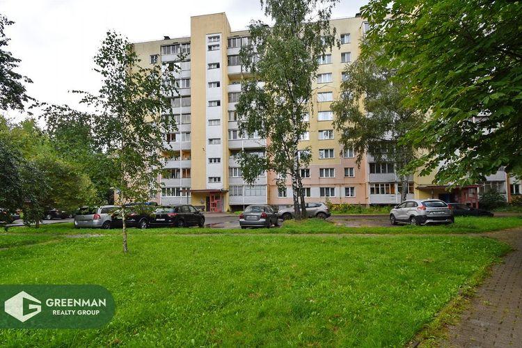 Квартира с просторной лоджией и мебелью возле метро. | Агентство недвижимости Greenman Realty Group