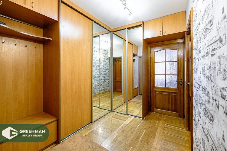Двухкомнатная квартира возле водоема | Агентство недвижимости Greenman Realty Group