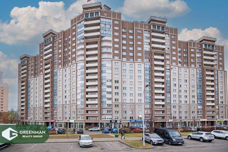 Квартира возле метро "Каменная горка" с шикарной планировкой | Greenrealty