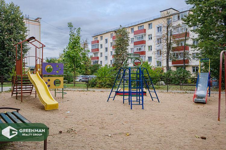 Продается 2-комнатная квартира с раздельными комнатами в кирпичном доме на улице Орловской, 11. | Агентство недвижимости Greenman Realty Group