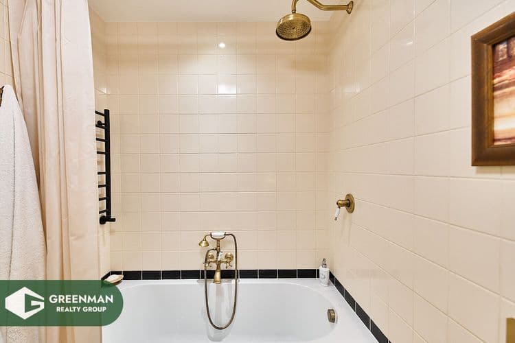 Двухкомнатная квартира с дизайнерским ремонтом в Олимпик-парке, ул. Ратомская д. 50 | Агентство недвижимости Greenman Realty Group