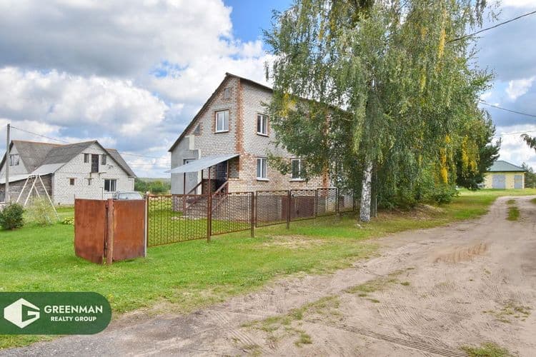 Продается просторный трехуровневый дом для большой семьи в г. Столбцы с участком 20 соток | Агентство недвижимости Greenman Realty Group