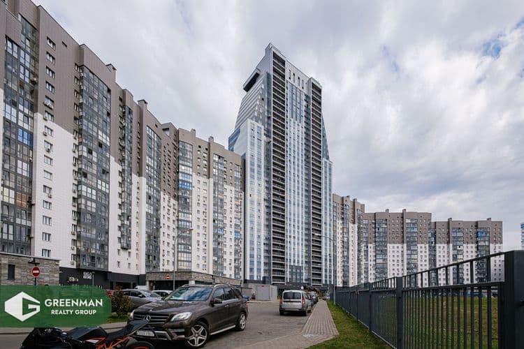 Продается 2-х комнатная квартира с дизайнерским ремонтом, Победителей,115. ЖК «Лазурит» | Агентство недвижимости Greenman Realty Group