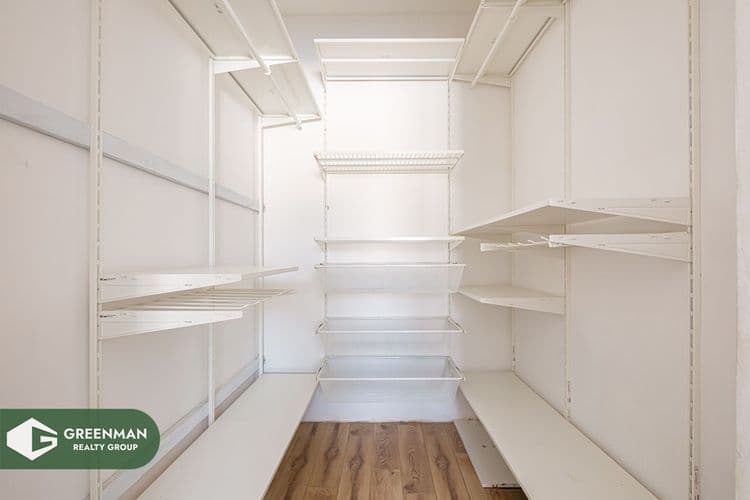 Дом в поселке рядом с лесом и рекой | Агентство недвижимости Greenman Realty Group