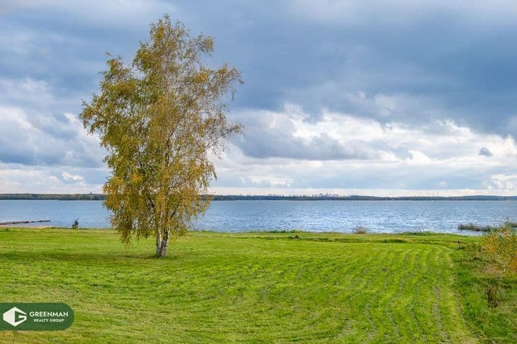    Жизнь класса Deluxe: Лучший Участок на первой линии Минского моря с шикарным домом! | Агентство недвижимости Greenman Realty Group