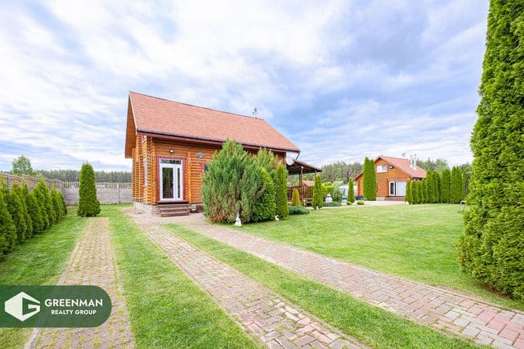 Дом рядом с лесом и озером | Агентство недвижимости Greenman Realty Group