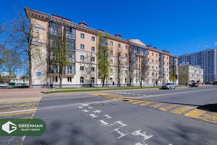 Просторная двухкомнатная квартира рядом с Лошицким парком! | Агентство недвижимости Greenman Realty Group
