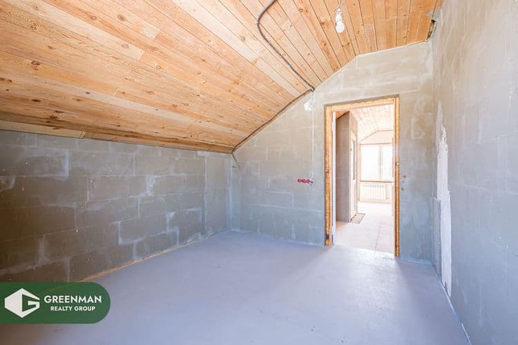 Дом в поселке рядом с лесом и рекой | Агентство недвижимости Greenman Realty Group