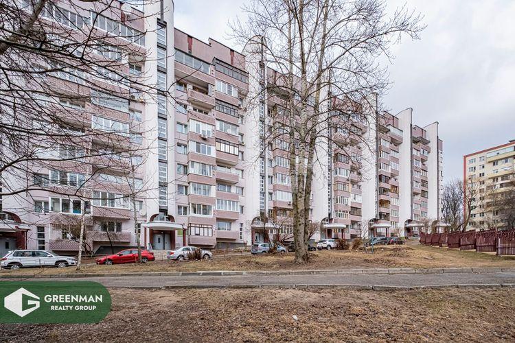 Светлая и просторная квартира в центре Столицы | Агентство недвижимости Greenman Realty Group