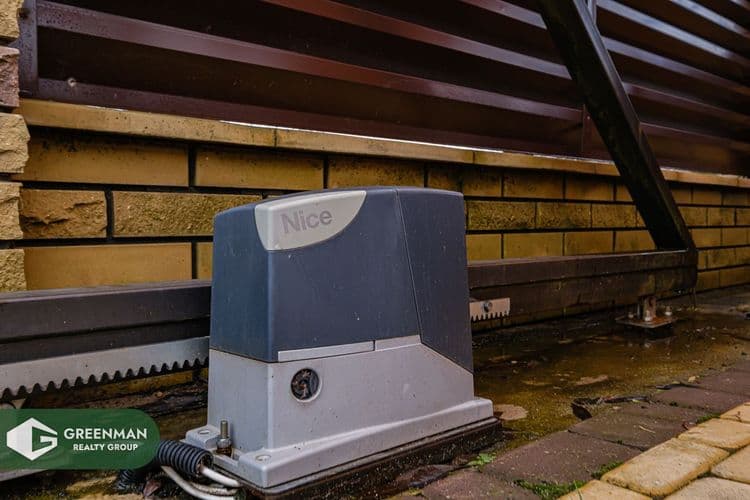 СОВРЕМЕННЫЙ ДОМ 216,7 м.кв. В ЧУРИЛОВИЧАХ | Агентство недвижимости Greenman Realty Group