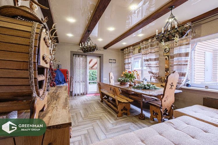 Дом рядом с лесом и озером | Агентство недвижимости Greenman Realty Group