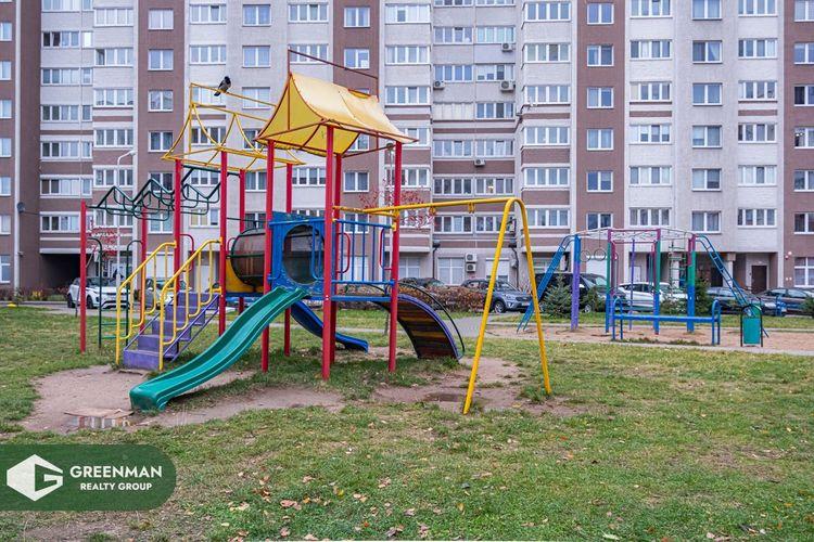 Квартира возле метро "Каменная горка" с шикарной планировкой | Greenrealty