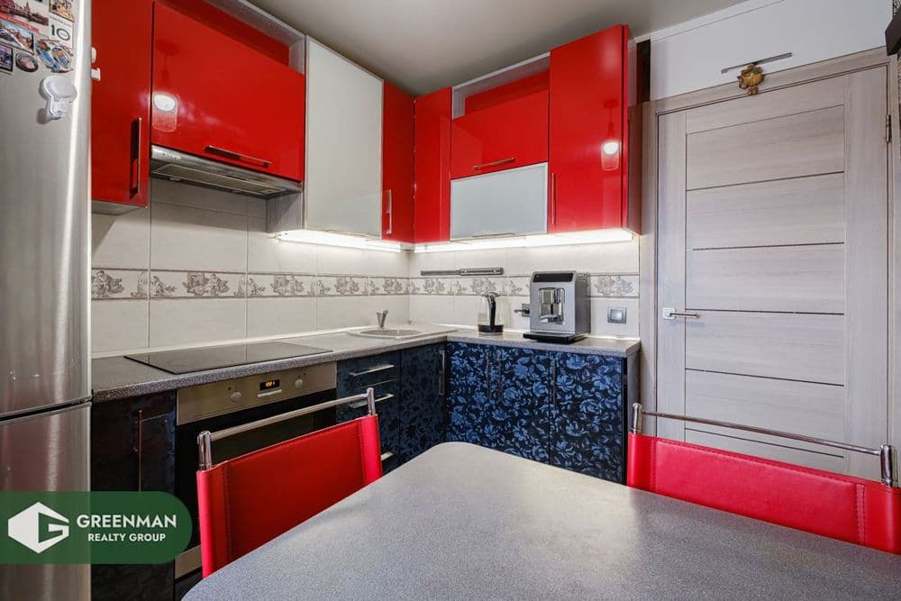 Продаётся 1-ая квартира в пешей доступность от метро. Кирпичный дом! | Агентство недвижимости Greenman Realty Group