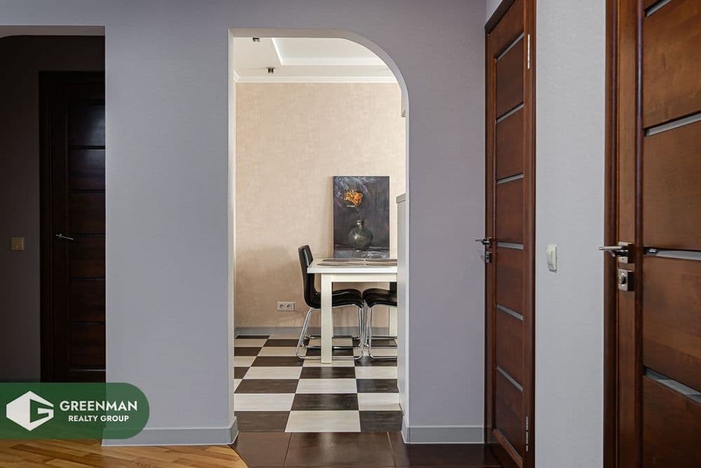 Просторная 2-комнатная квартира с ремонтом и шикарным видом из окна! | Агентство недвижимости Greenman Realty Group