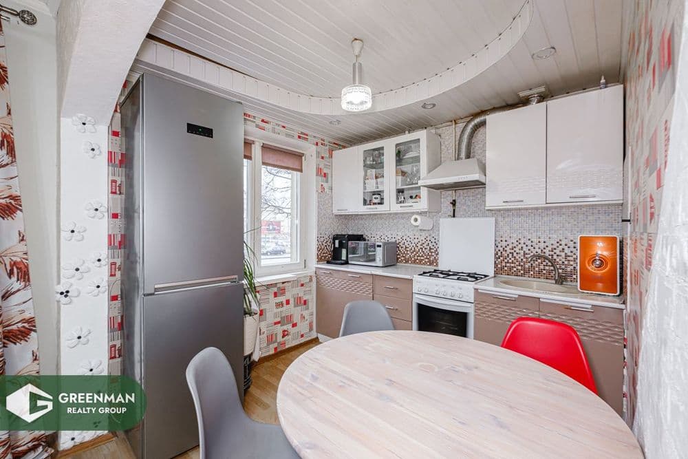 Двухкомнатная, просторная и светлая квартира рядом с метро. | Агентство недвижимости Greenman Realty Group