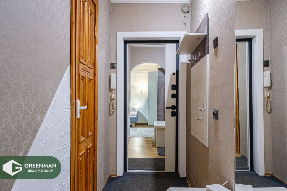 Двухкомнатная, просторная и светлая квартира рядом с метро. | Агентство недвижимости Greenman Realty Group