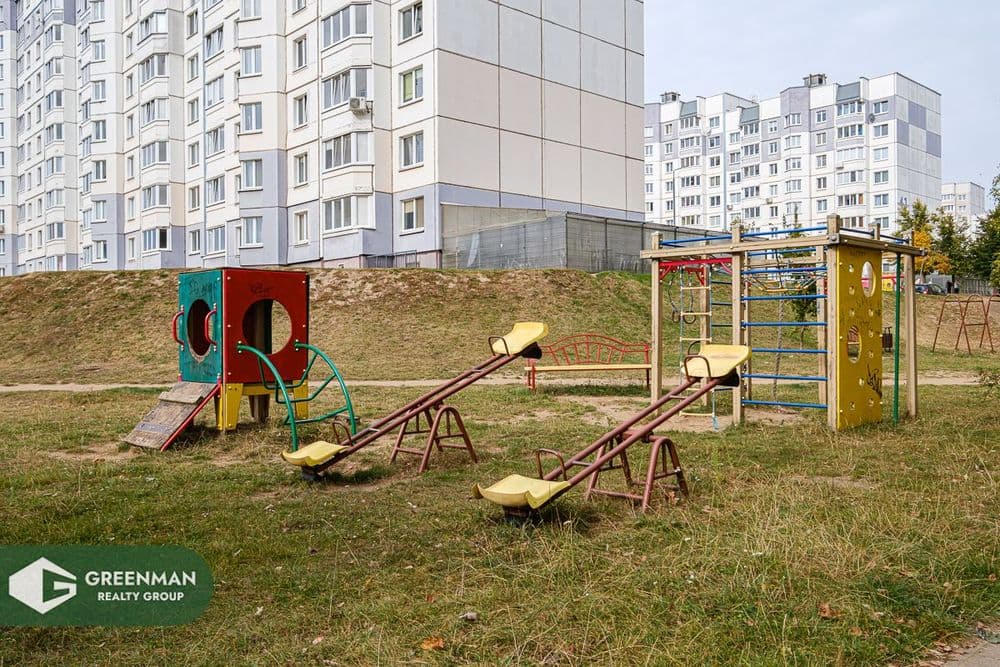 Просторная четырехкомнатная квартира в аг. Лесной | Агентство недвижимости Greenman Realty Group