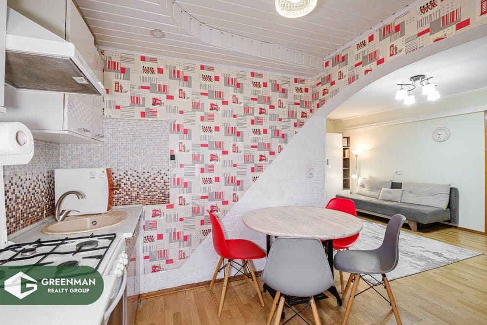 Двухкомнатная, просторная и светлая квартира рядом с метро. | Агентство недвижимости Greenman Realty Group